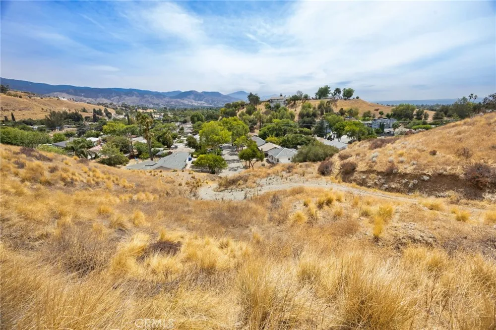 3500 N Crescent Avenue San Bernardino, CA 92405