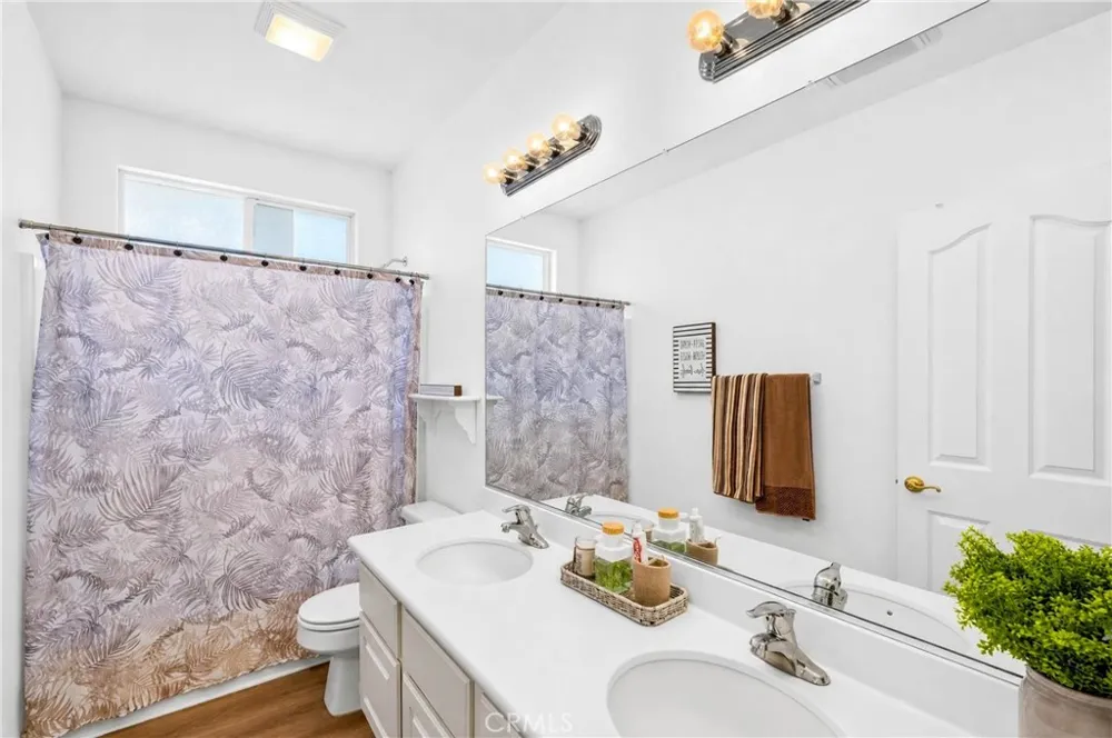 28209 Basswood Murrieta, CA 92563