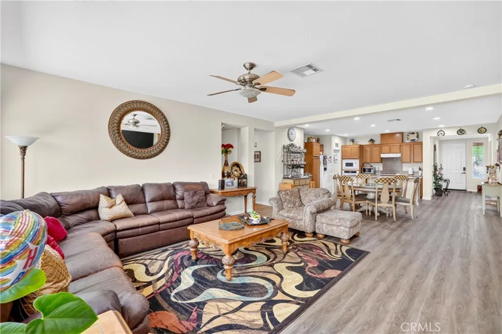28209 Basswood Murrieta, CA 92563