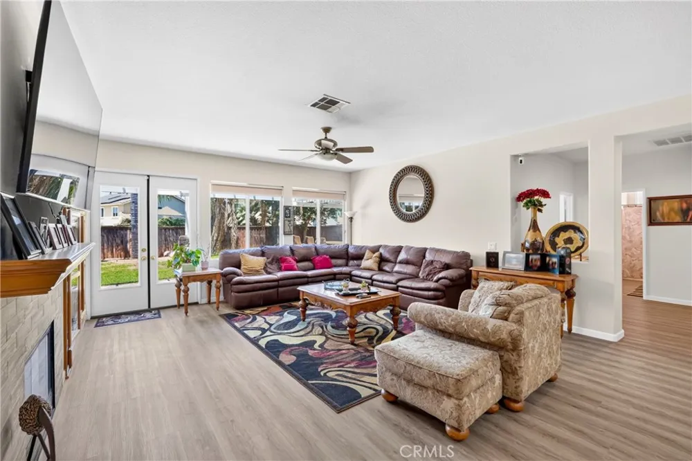 28209 Basswood Murrieta, CA 92563