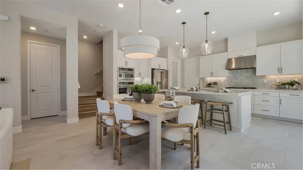 27477 Red Alder Lane Valencia, CA 91381