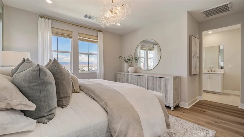 27477 Red Alder Lane Valencia, CA 91381