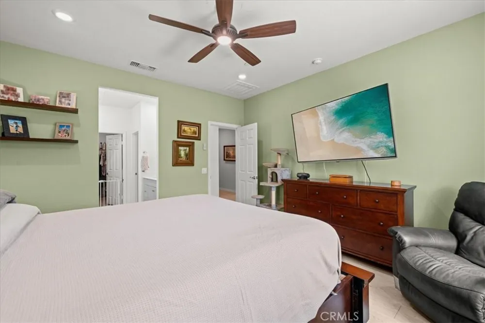 7618 Baerss Riverside, CA 92507