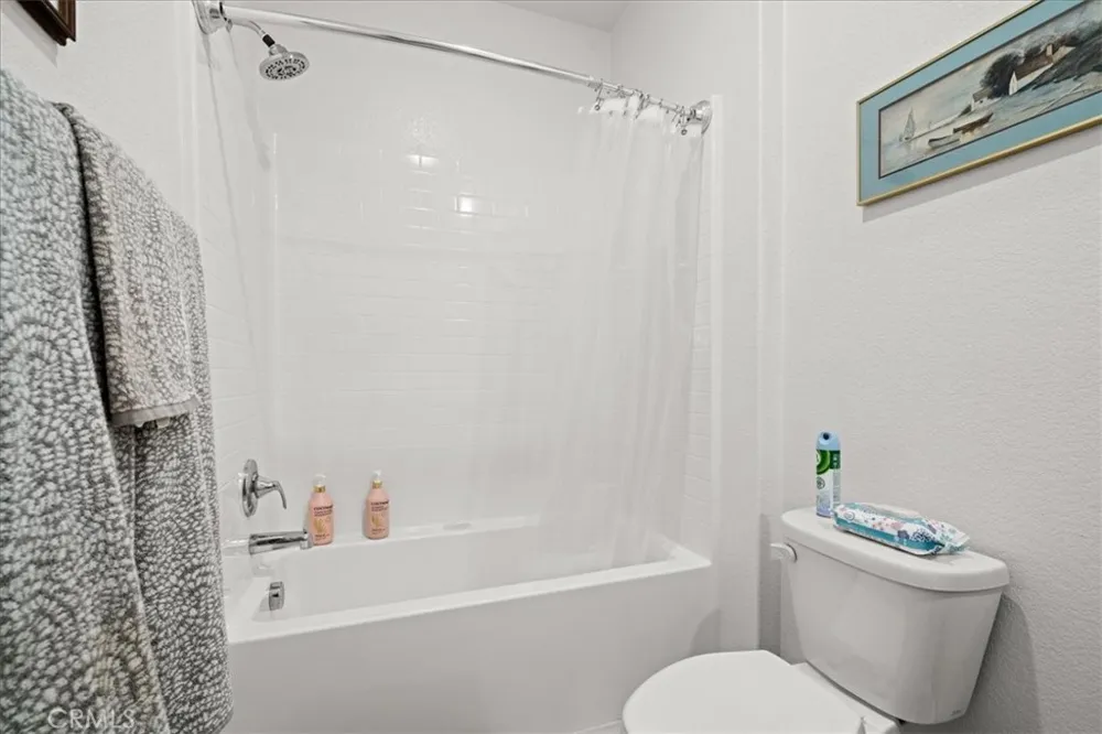 7618 Baerss Riverside, CA 92507