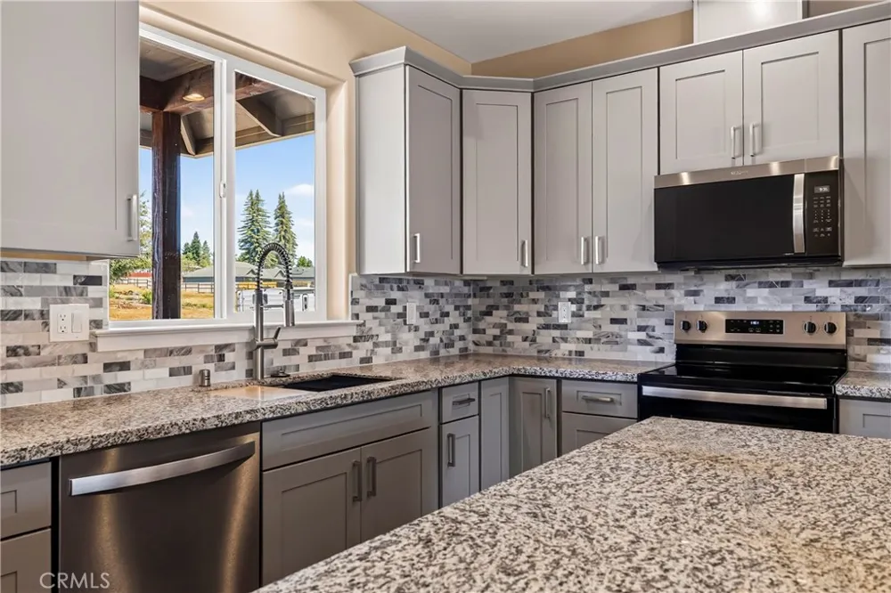 6040 Maxwood Paradise, CA 95969