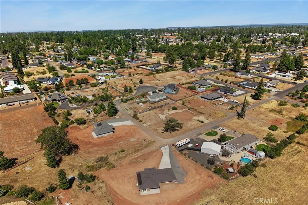 6040 Maxwood Paradise, CA 95969