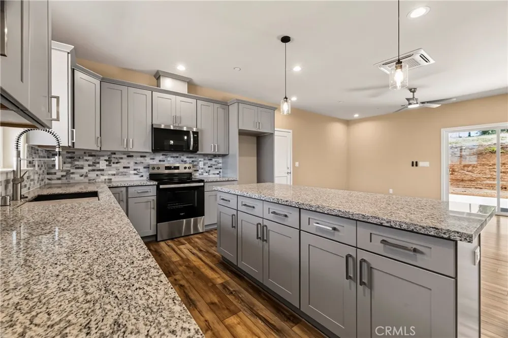 6040 Maxwood Paradise, CA 95969