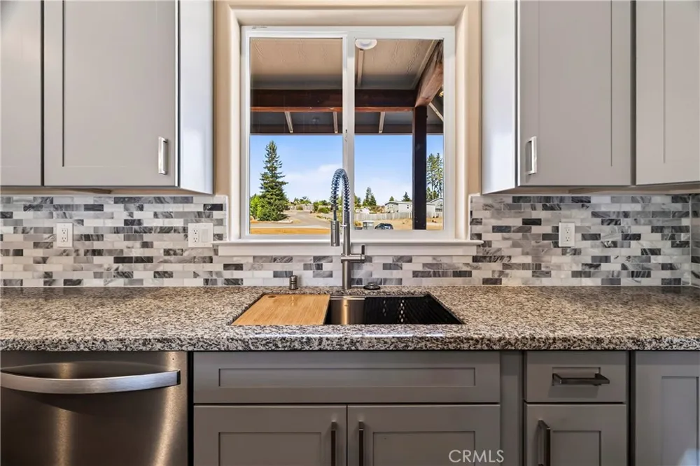 6040 Maxwood Paradise, CA 95969
