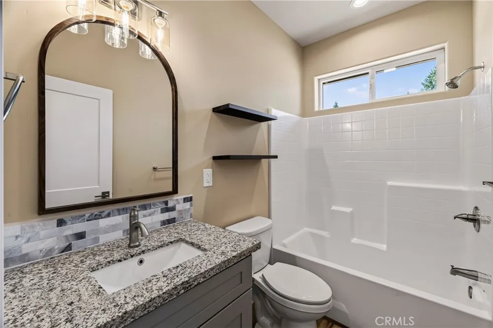 6040 Maxwood Paradise, CA 95969