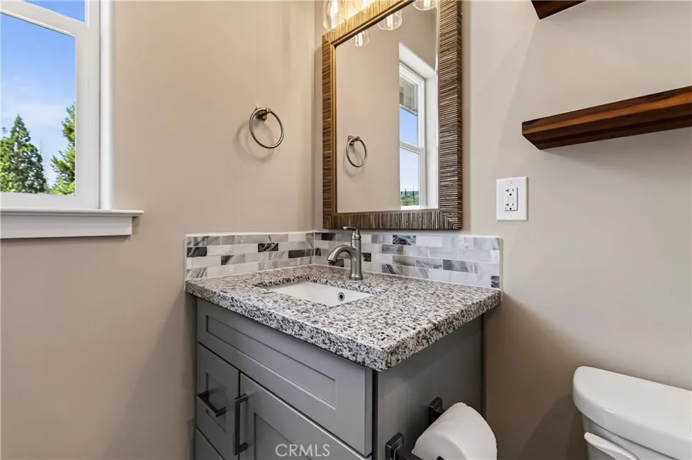6040 Maxwood Paradise, CA 95969