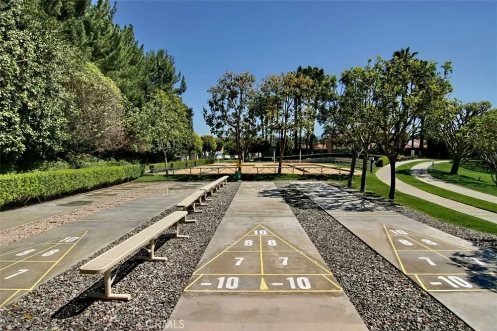 21285 Mazatlan Mission Viejo, CA 92692