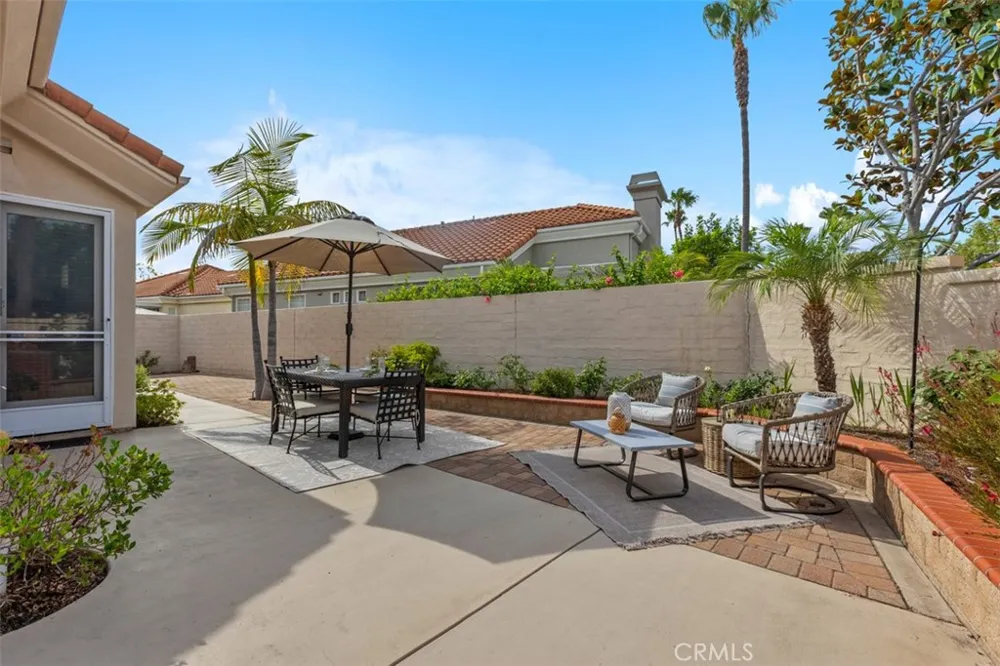 21285 Mazatlan Mission Viejo, CA 92692