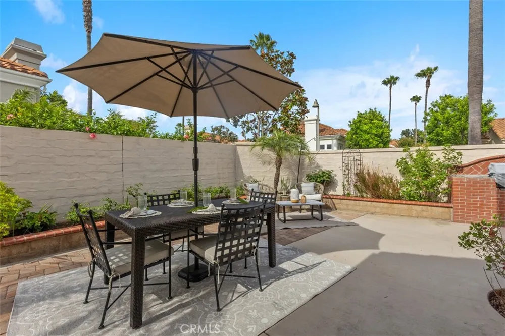 21285 Mazatlan Mission Viejo, CA 92692