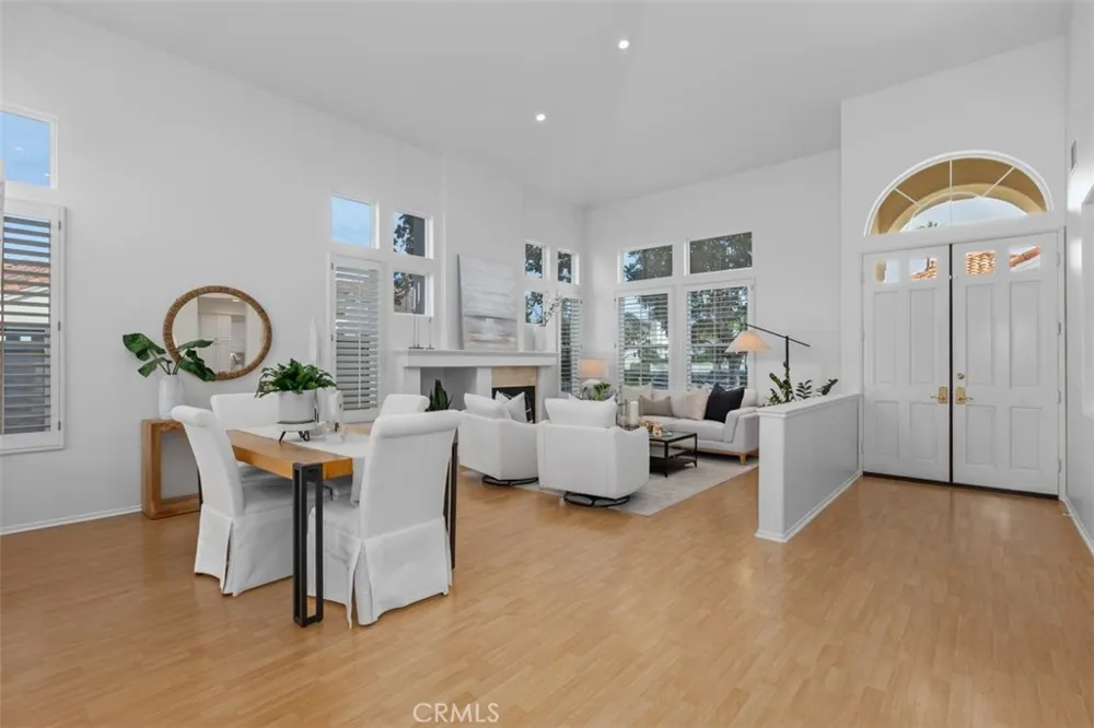 21285 Mazatlan Mission Viejo, CA 92692