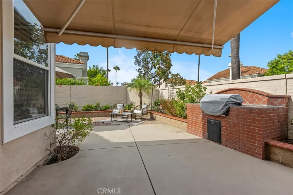 21285 Mazatlan Mission Viejo, CA 92692