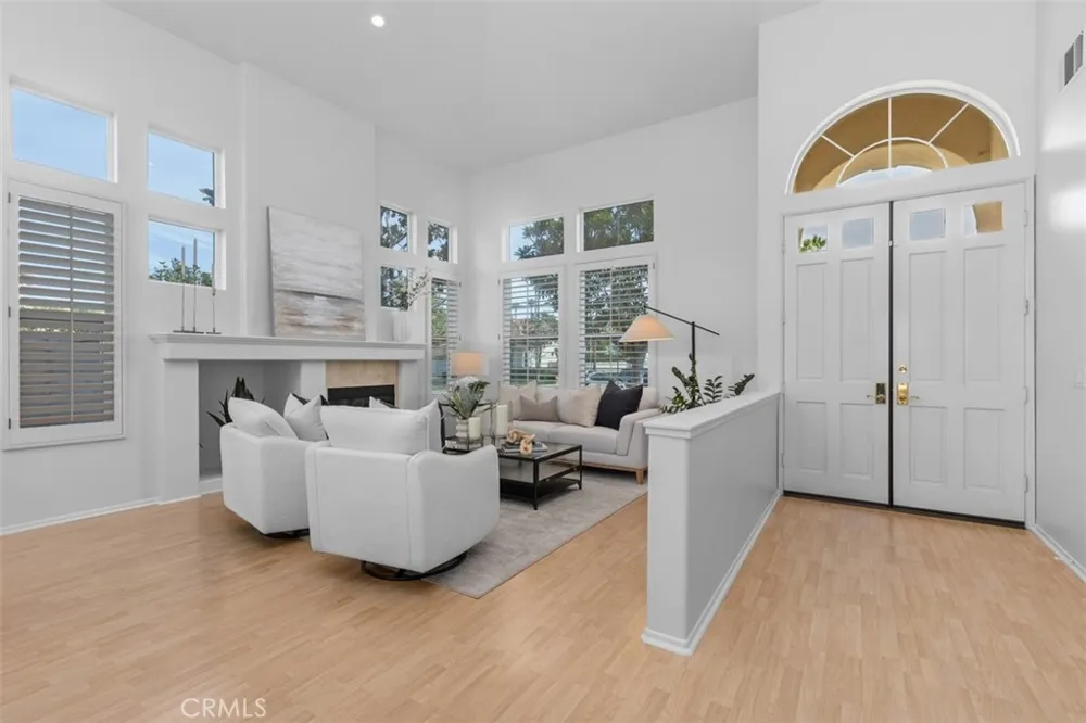 21285 Mazatlan Mission Viejo, CA 92692