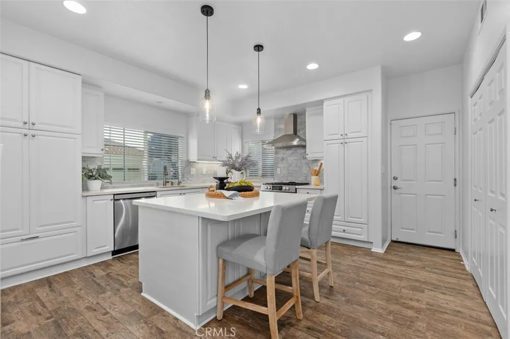 21285 Mazatlan Mission Viejo, CA 92692