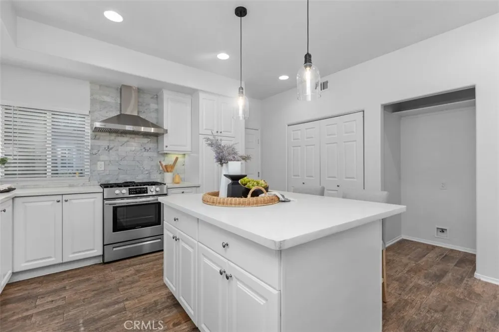 21285 Mazatlan Mission Viejo, CA 92692