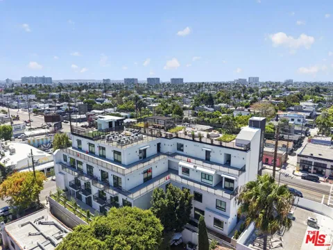 1808 Lincoln Boulevard #505