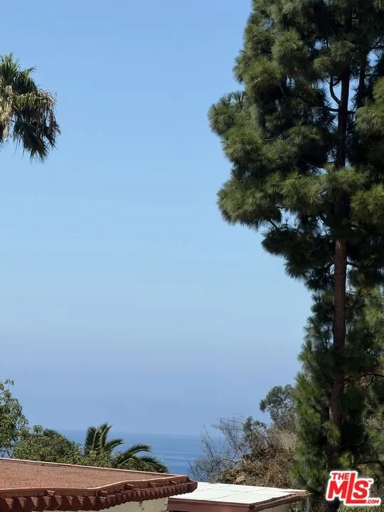 501 Palisades Drive #309 Los Angeles, CA 90272