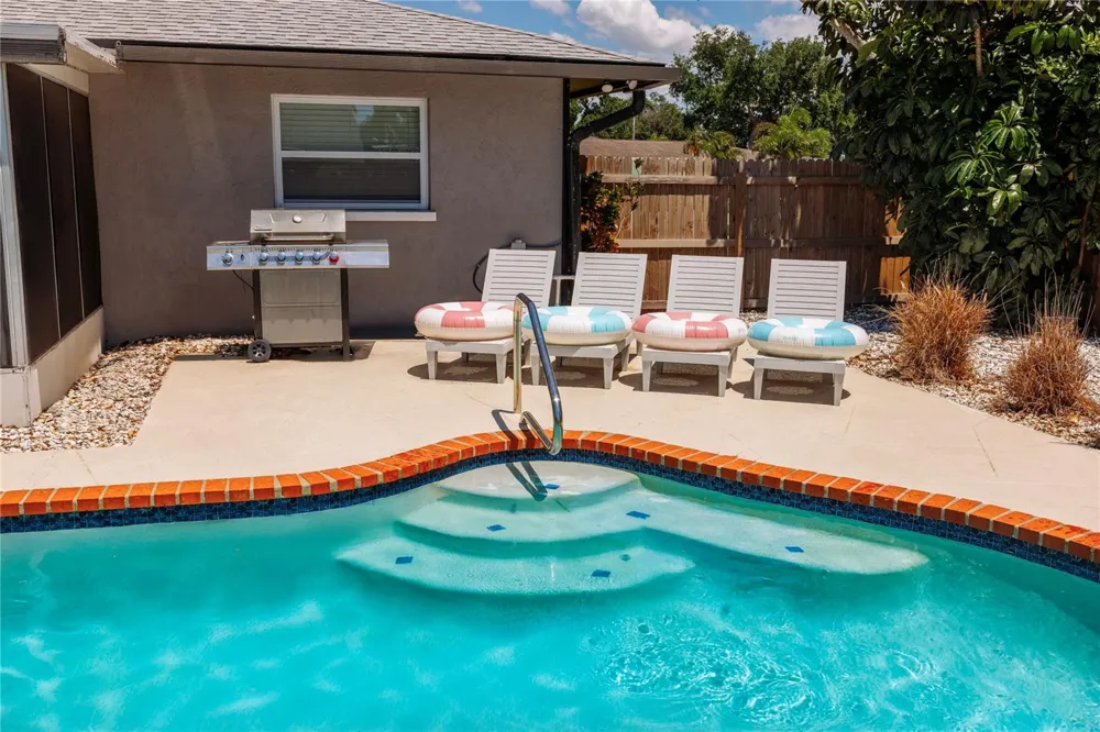 2108 42ND STREET W Bradenton, FL 34205