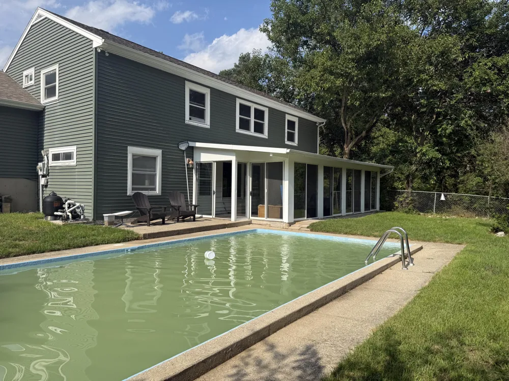 1122 W Green Street Hastings City, MI 49058
