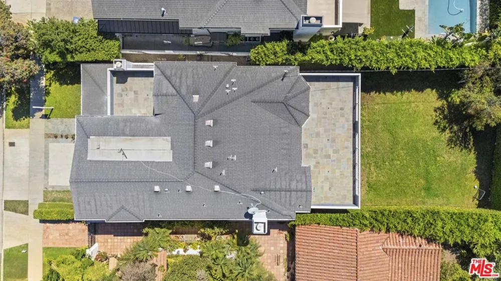 769 ALMAR AVENUE Pacific Palisades, CA 90272