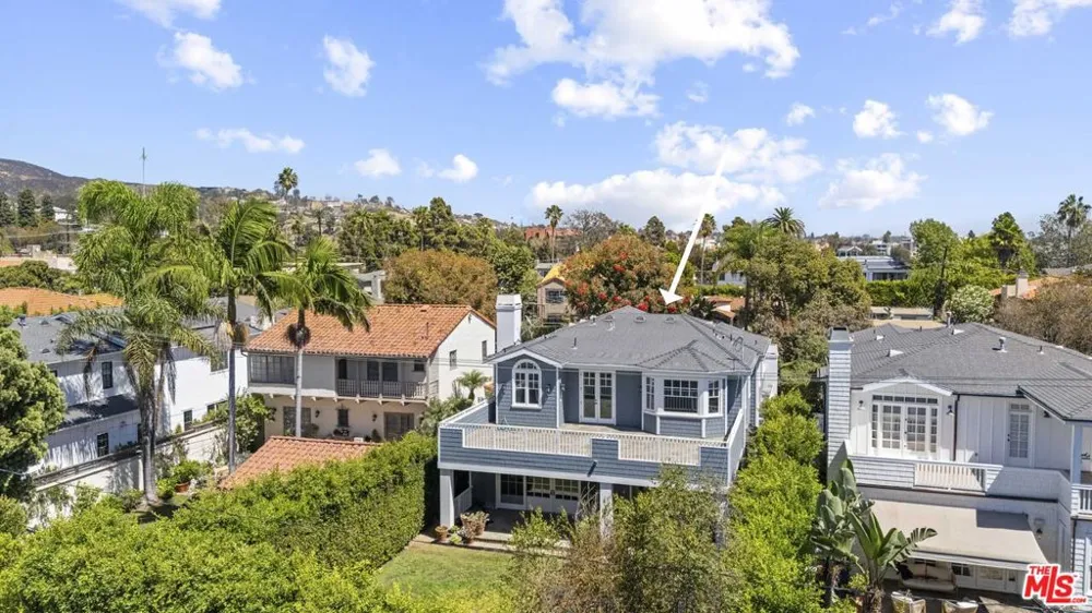 769 ALMAR AVENUE Pacific Palisades, CA 90272