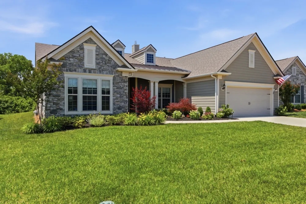 5025 Lincoln Glen Spring Hill, TN 37174