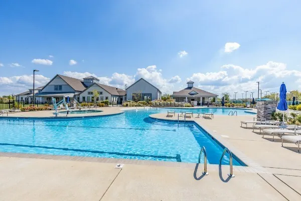5025 Lincoln Glen Spring Hill, TN 37174