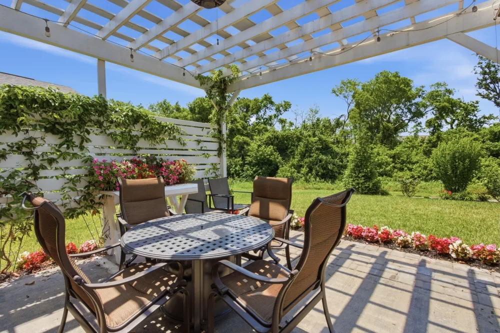 5025 Lincoln Glen Spring Hill, TN 37174