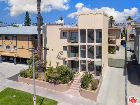 344 S Hobart Boulevard
