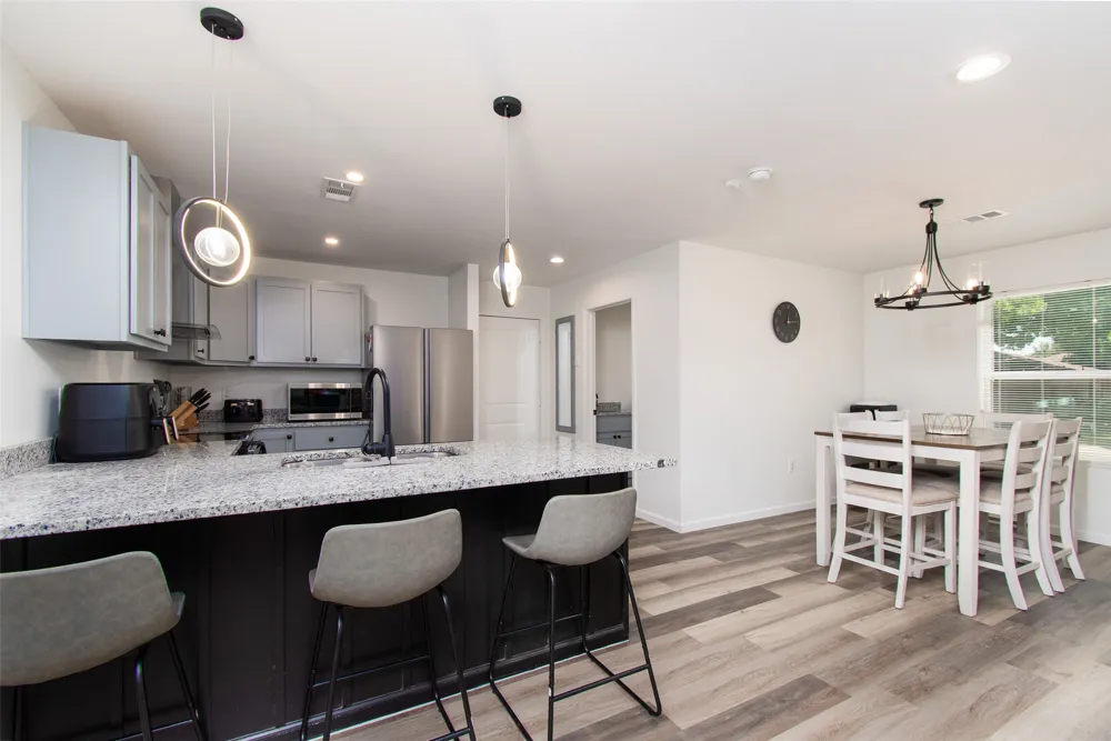 1704 Hoover Avenue Cameron, TX 76520