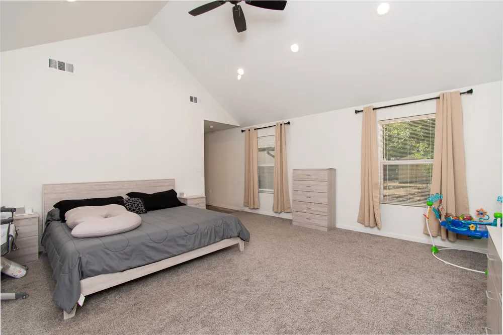 1704 Hoover Avenue Cameron, TX 76520
