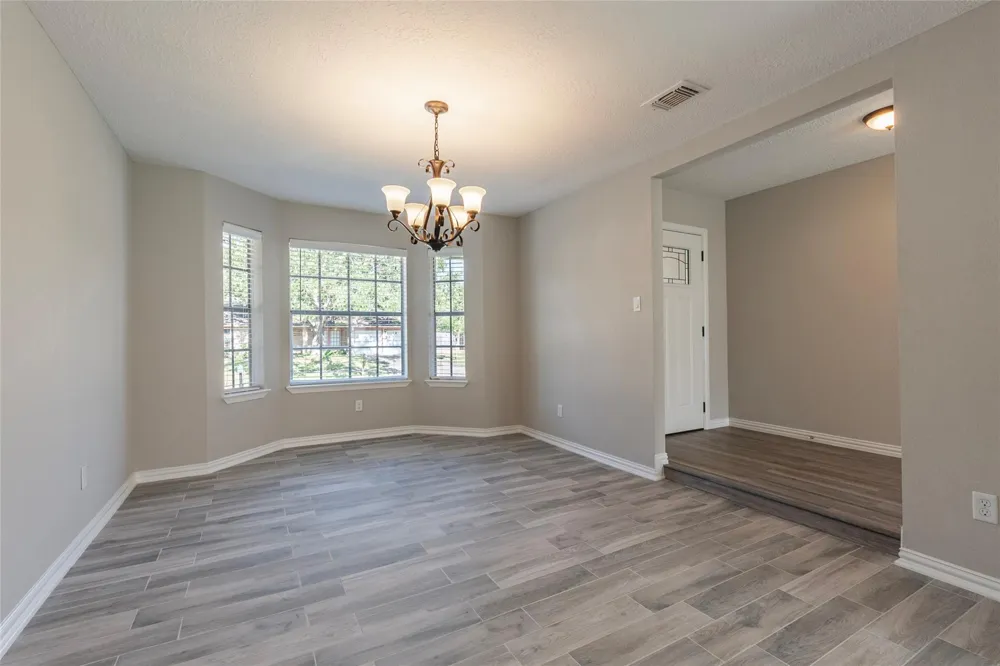 1304 Piney Woods Drive Friendswood, TX 77546