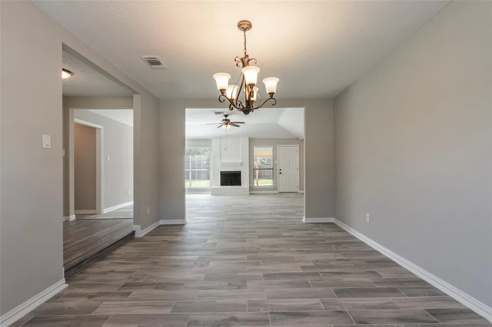 1304 Piney Woods Drive Friendswood, TX 77546