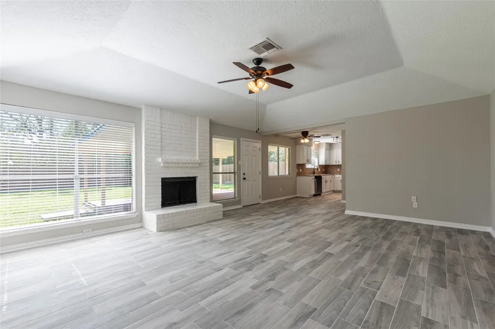 1304 Piney Woods Drive Friendswood, TX 77546