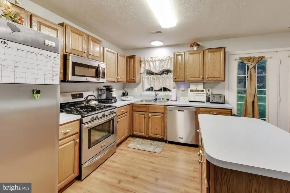 5507 SKIPJACK COURT Waldorf, MD 20603