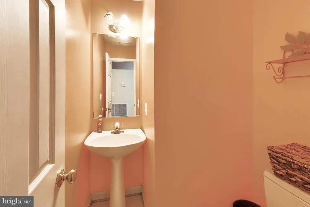5507 SKIPJACK COURT Waldorf, MD 20603