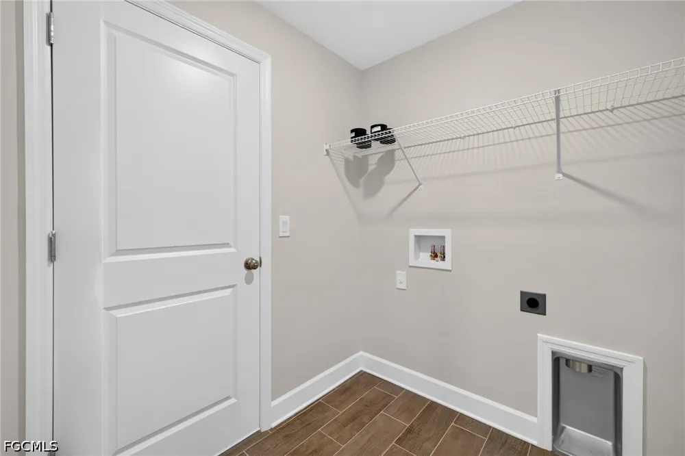 NW 17th Street Cape Coral, FL 33993