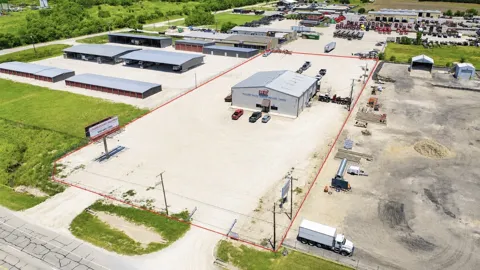 2827 W Highway 82