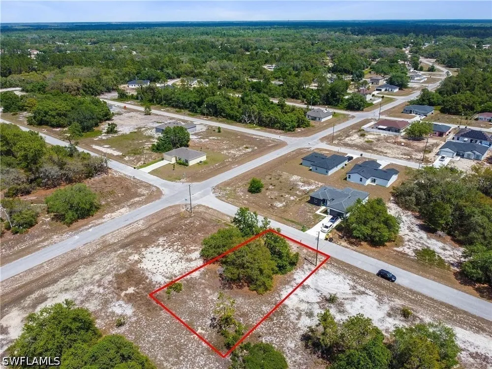 HILLSBOROUGH COURT Kissimmee, FL 34759