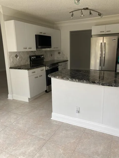 7680 STONE HARBOUR DRIVE #3