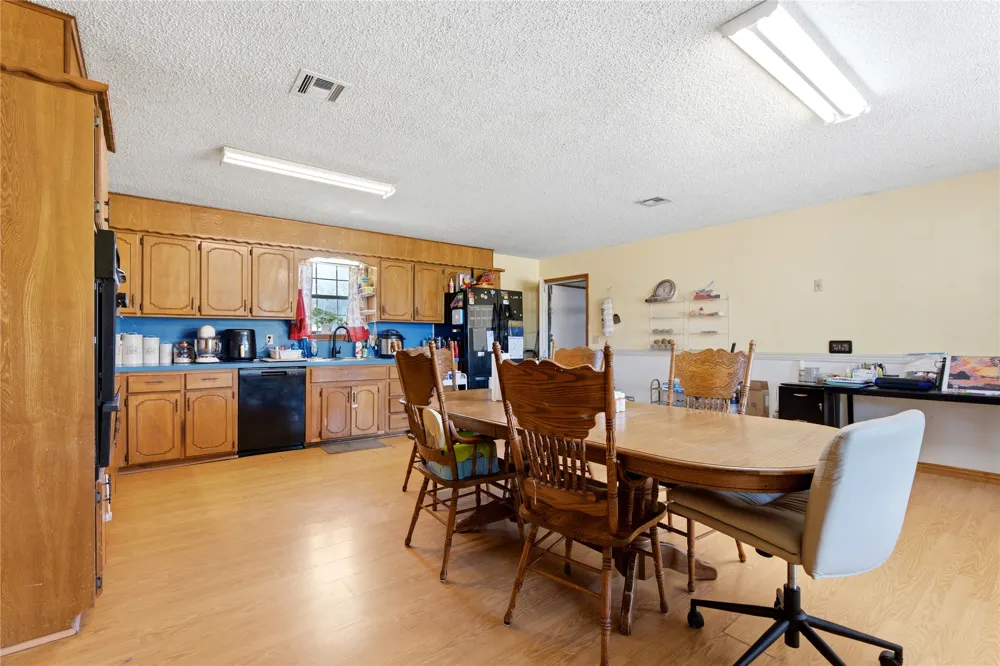 447403 E 1058 ROAD Vian, OK 74962