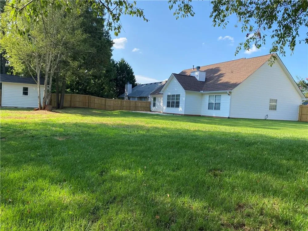 900 Harbins View Drive Dacula, GA 30019