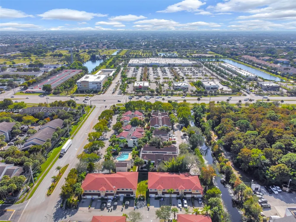 1419 Avon Ln #216 North Lauderdale, FL 33068