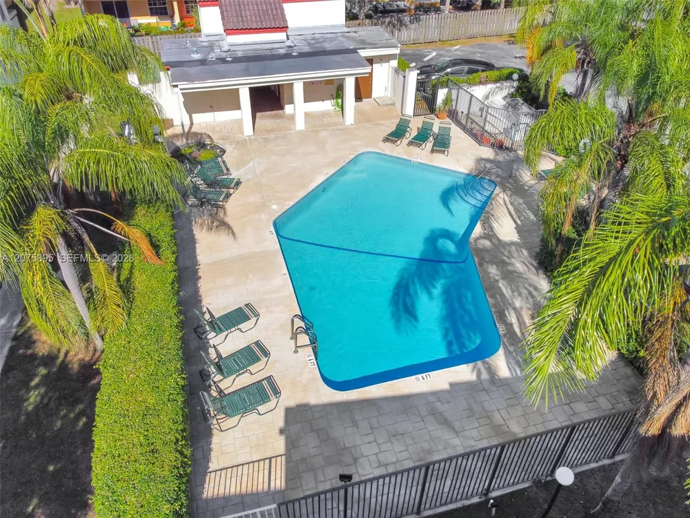 1419 Avon Ln #216 North Lauderdale, FL 33068