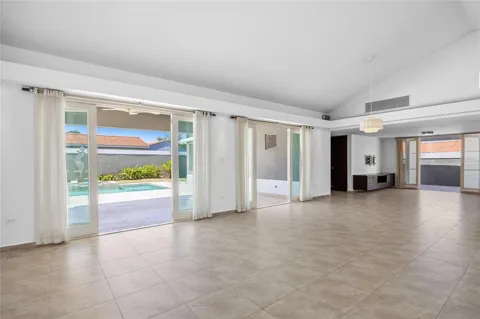 354 CAMINO DEL CUPEY