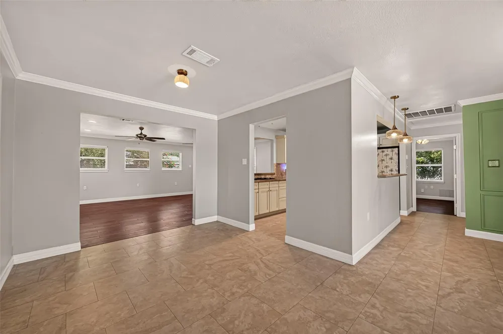 7210 Yucca Drive Galveston, TX 77551