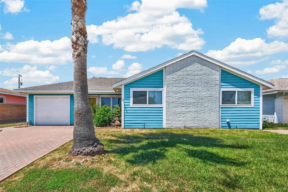 7210 Yucca Drive Galveston, TX 77551